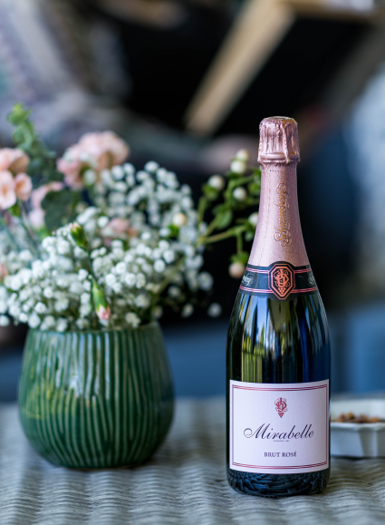 Mirabelle Brut Rosé bottle